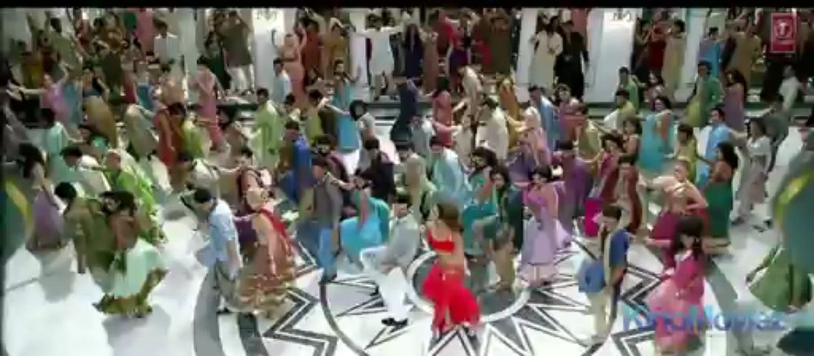 Dilliwaali Girlfriend - Yeh Jawaani Hai Deewani 2013