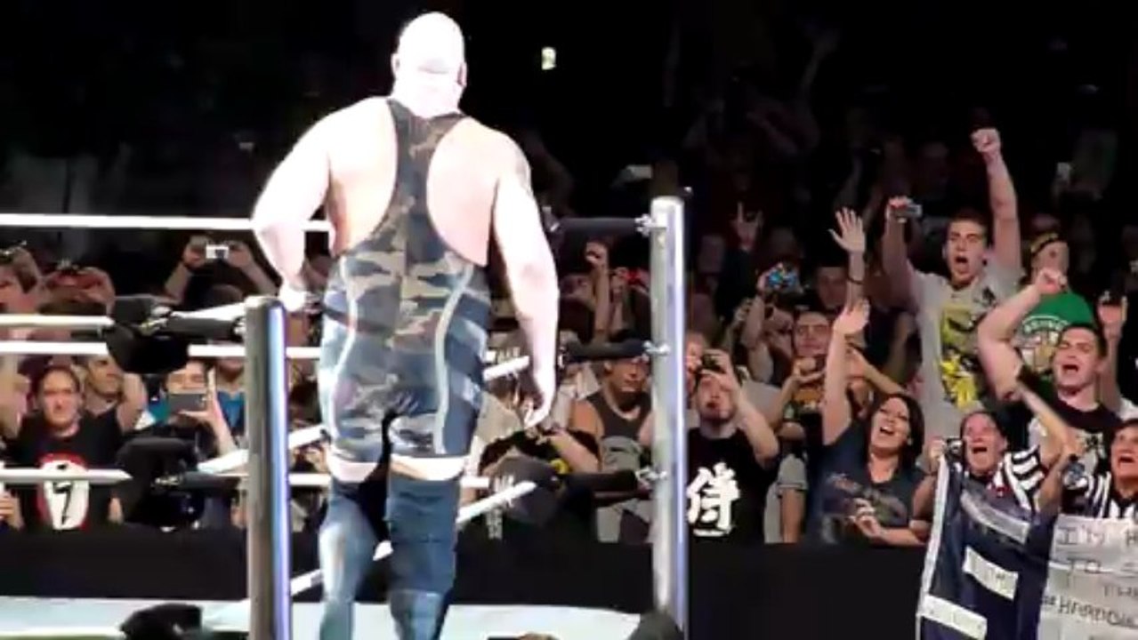 07 - Match handicap 2 contre un The Usos contre Big Show