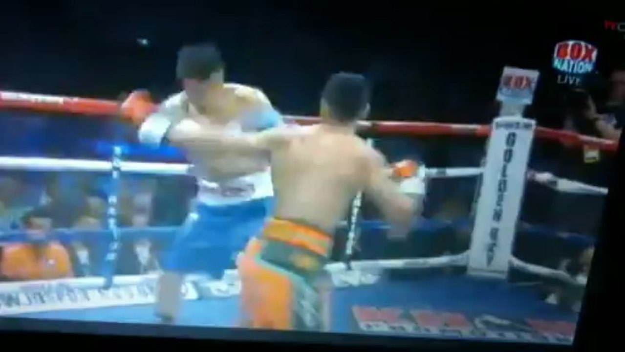 Khan vs Diaz Round 2 Short Highlights - thesportsclash.blogspot.com