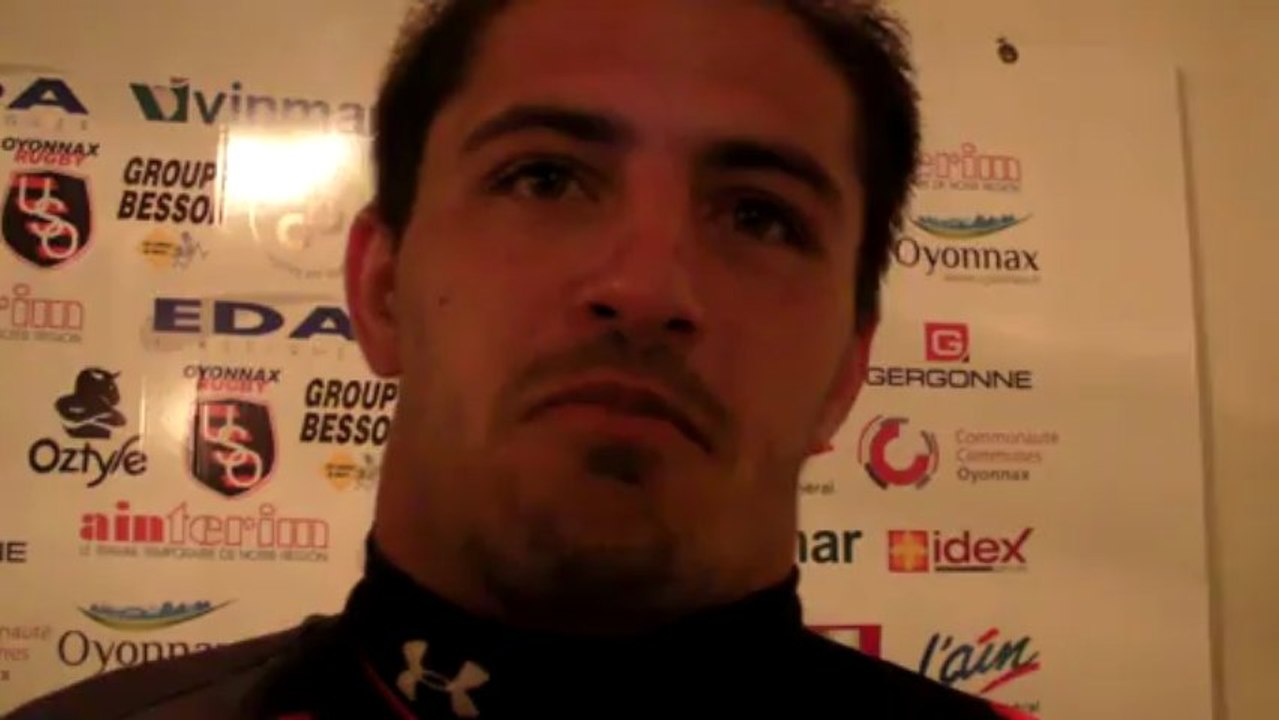 Rugby Pro D2 - Jonathan Bousquet réagit après la remise du bouclier de champion de France