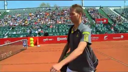 Mayer fuori in tre set, prima finale per Garcia-Lopez