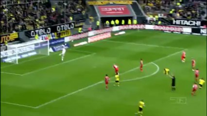 Espectacular gol de Nuri Sahin