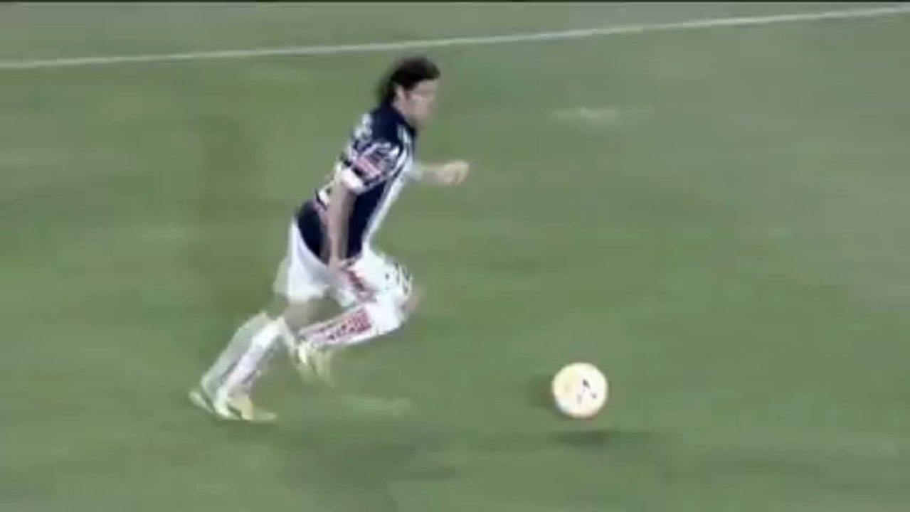Liga MX: So wie 2006! Cavenaghi macht den Philipp Lahm