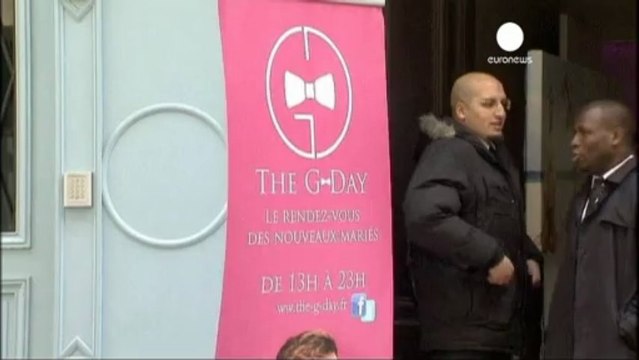 Francia: a Parigi la prima fiera del matrimonio gay