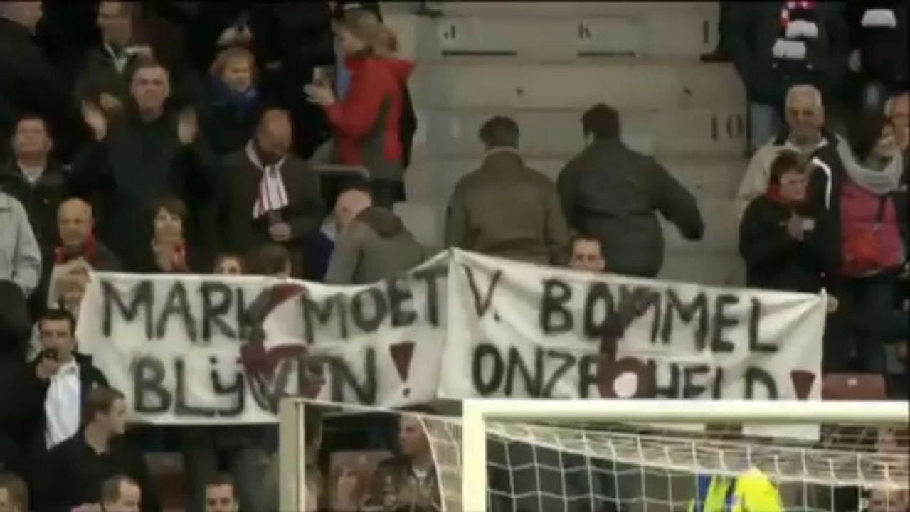 Fünf Tore in Halbzeit 1! PSV macht seine Hausaufgaben im Titelrennen