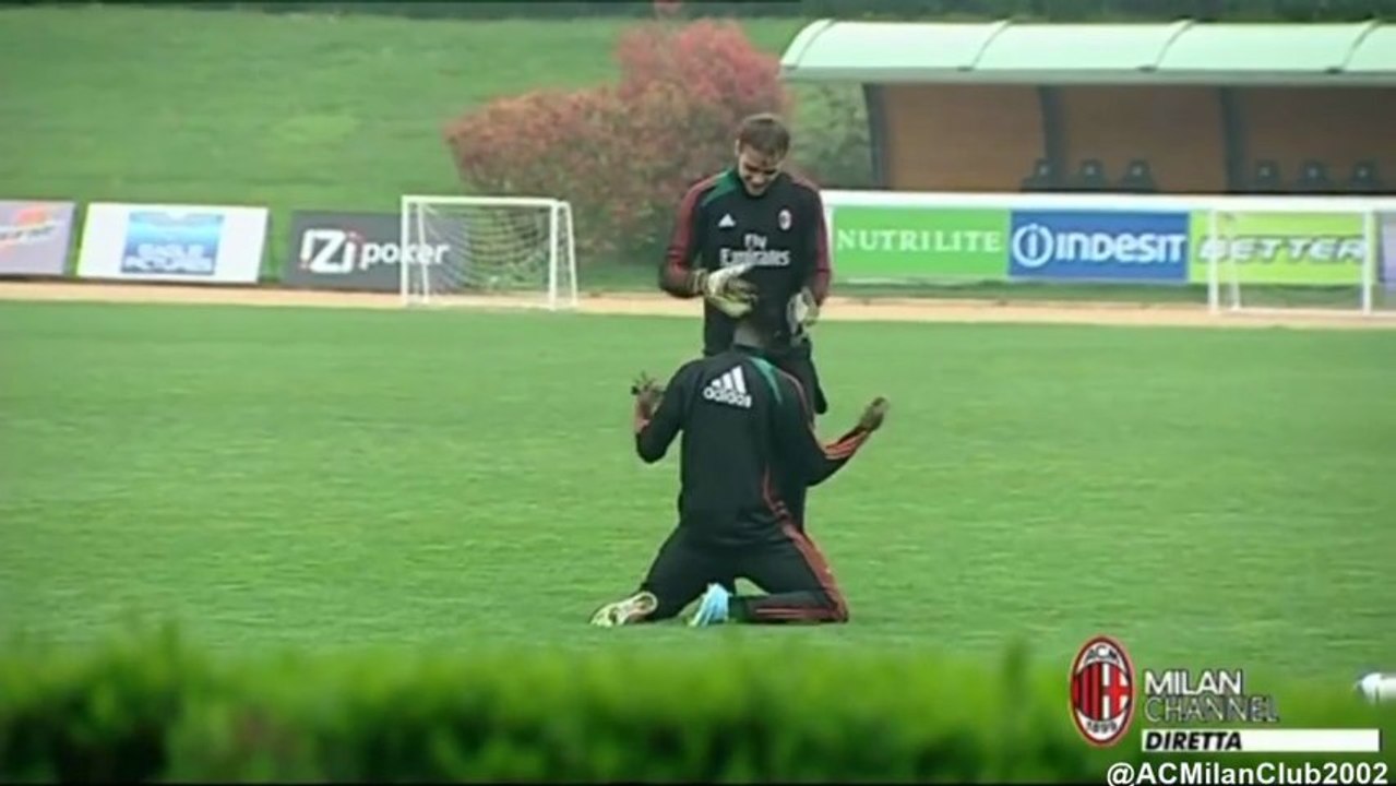 Insolite : quand M'Baye Niang s'entraine à célébrer ses buts !
