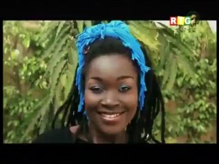 Sona TATA Conde - Koura NiKodoman (Clip ENTIER) 2013 - YouTube2