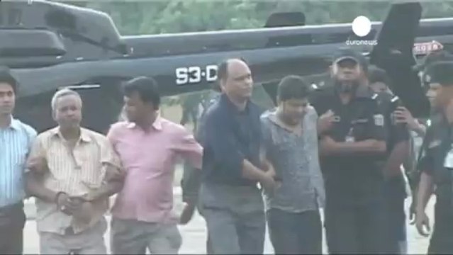 Bangladeş'teki çöken binanın sahibi yakalandı