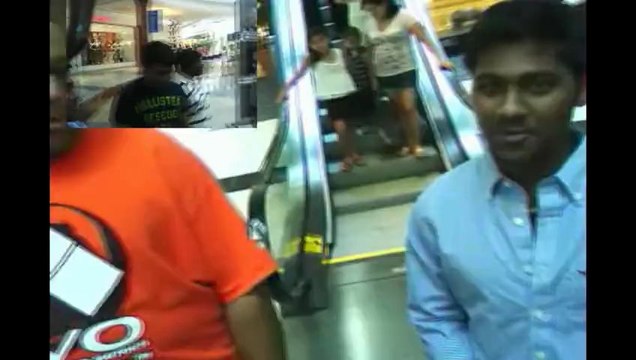 Two polyglots speak a dozen languages in a mall in Ohio: Benny and Moses level up!