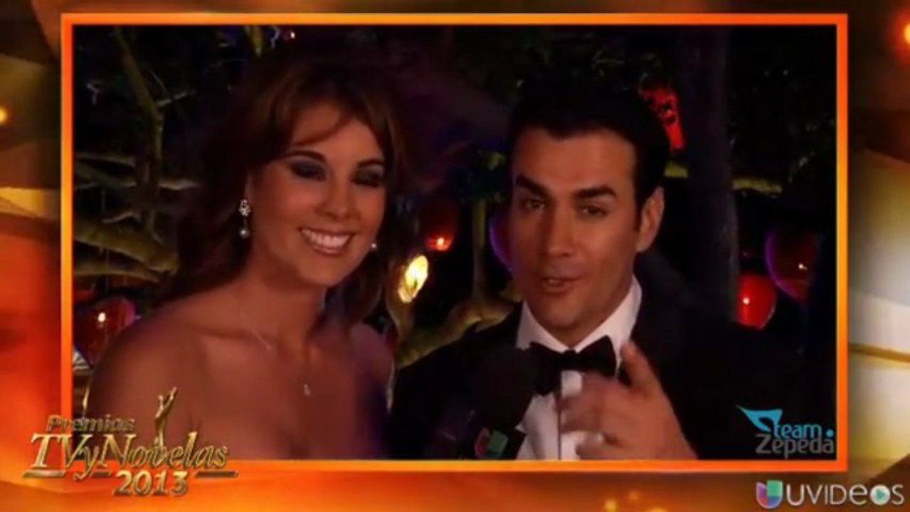 David Zepeda @davidzepeda1 entrevista en la alfombra roja PTVYN2013 Favoritos del Público