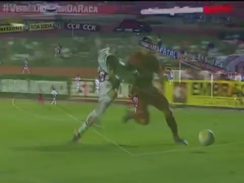 São Paulo passa pelo Penapolense com gol contra e pega Corinthians na semi