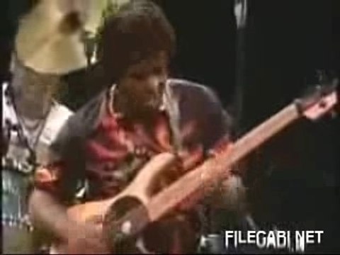 Guitar Bass Solo victor Wooten