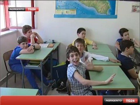 Educazione stradale per i bambini alla scuola De Cosmi
