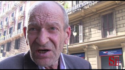 Napoli - Rifiuti a terra (02.05.13)