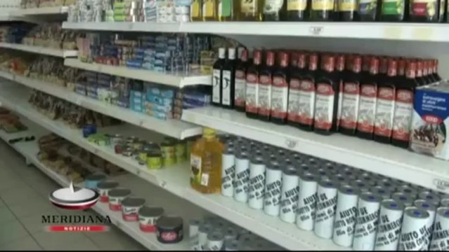 Quattro ruote di bontà, donato autocarro itinerante a Caritas per raccolta generi alimentari