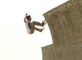 Alain Goikoetxea - Volcom - Skateboard - 2013