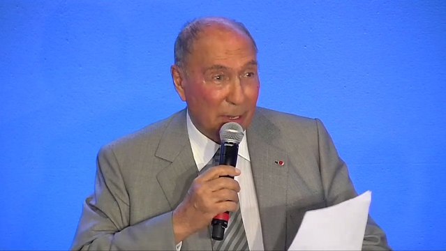 UMP - Convention sur le travail - Serge Dassault