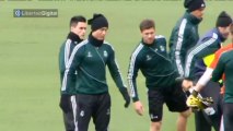 Cristiano Ronaldo se entrena con normalidad con el resto del equipo