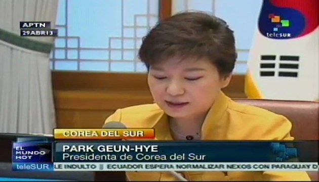 Coreanos del sur abandonan complejo industrial Kaesong