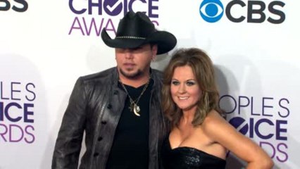 Télécharger la video: Jason Aldean Files For Divorce After 12-Year Marriage