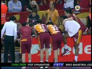 FENERBAHÇEMİZ, TKBL Final Serisinin 3. maçında Galatasaray'ı 71-70 yenerek seride 2-1 öne geçti.