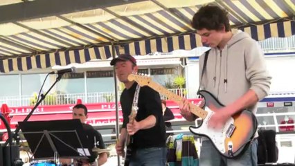 Video Quiberon en fête - Concert  "Spider Web" sur la Grande Plage