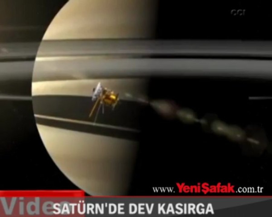 Satürn'de dev kasırga