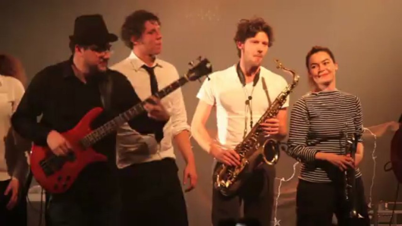 Le Bout du Monde avec Les Blérots de R.A.V.E.L.