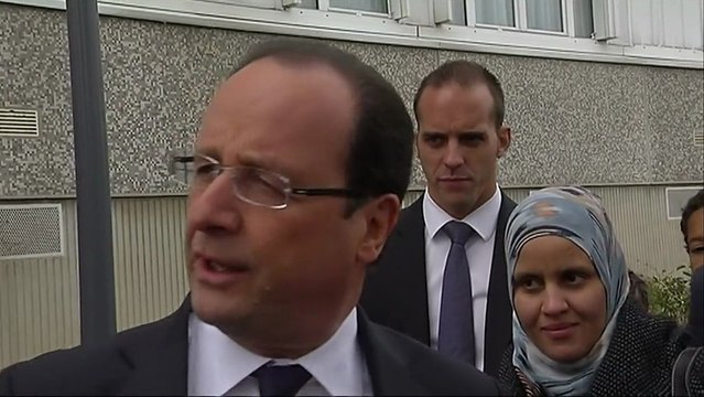 Hollande aux Mureaux sur le thème de l'emploi des jeunes