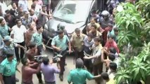Bangladeş, bina faciasında dış yardımları reddetti