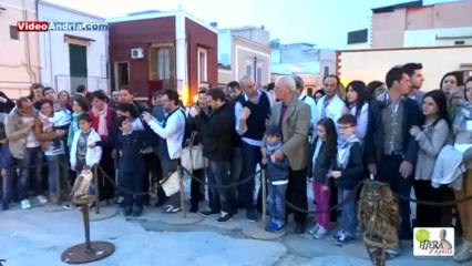 "Le Tradizioni Federiciane" con un Maestro Ceramista, un Maestro di Intaglio Ligneo ed un falconiere