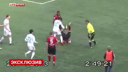 Árbitro assistente com problemas nervosos
