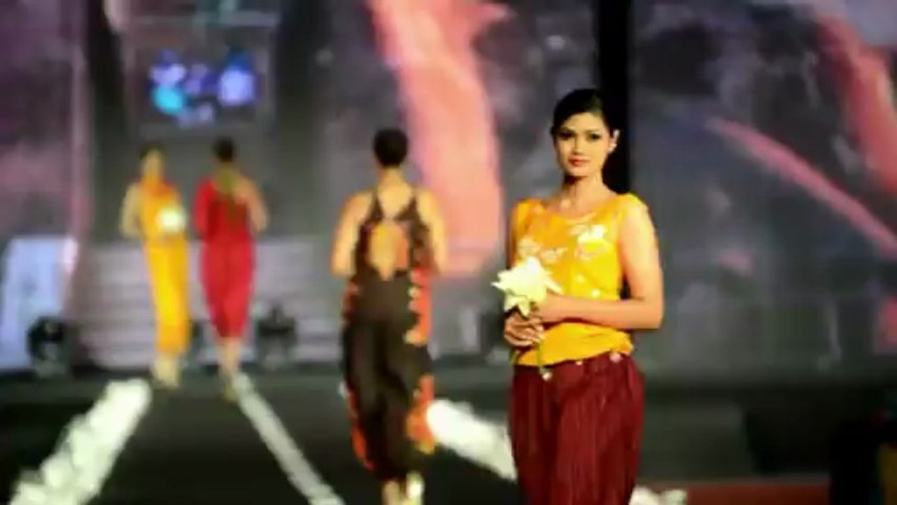 Sri Lanka fashion show raises money for orphans