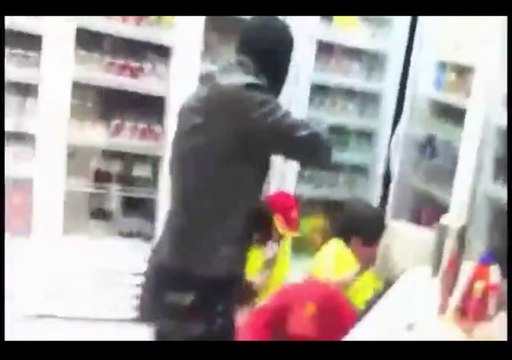 Des voleurs filment leur braquage