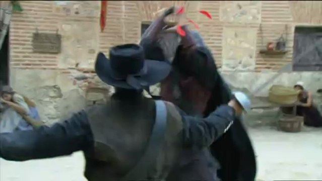 CORTINILLA AGUILA ROJA LUNES 06-05-2013