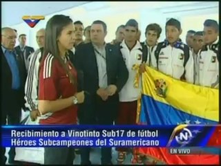 Con tambores y alegría fue recibida la vinotinto sub17 a su llegada al país