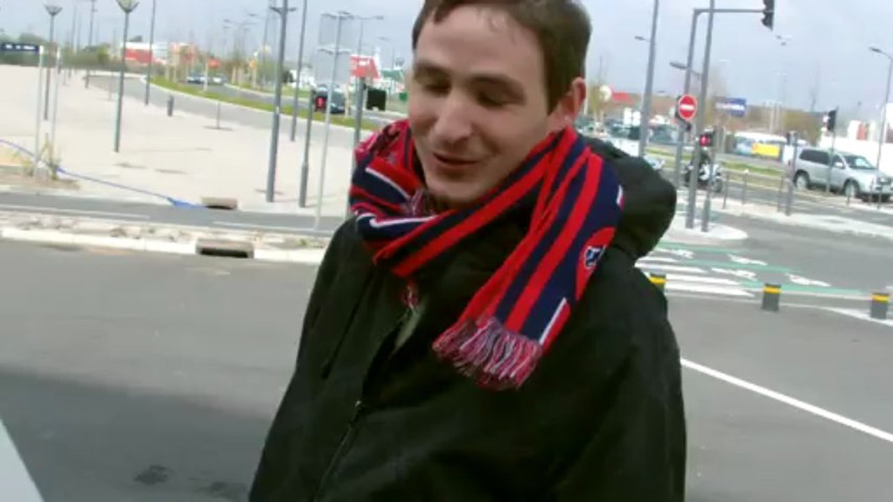 LE  GRAND STADE  DE LILLE METROPOLE  VUE DE L EXTERIEUR SUR OVM TV