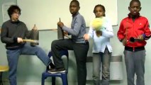 mathias agbokou et ses élèves en cours de Percussion Béninoise et Togolaise