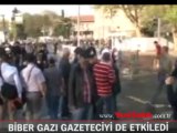Biber gazı gazeteciyi de etkiledi