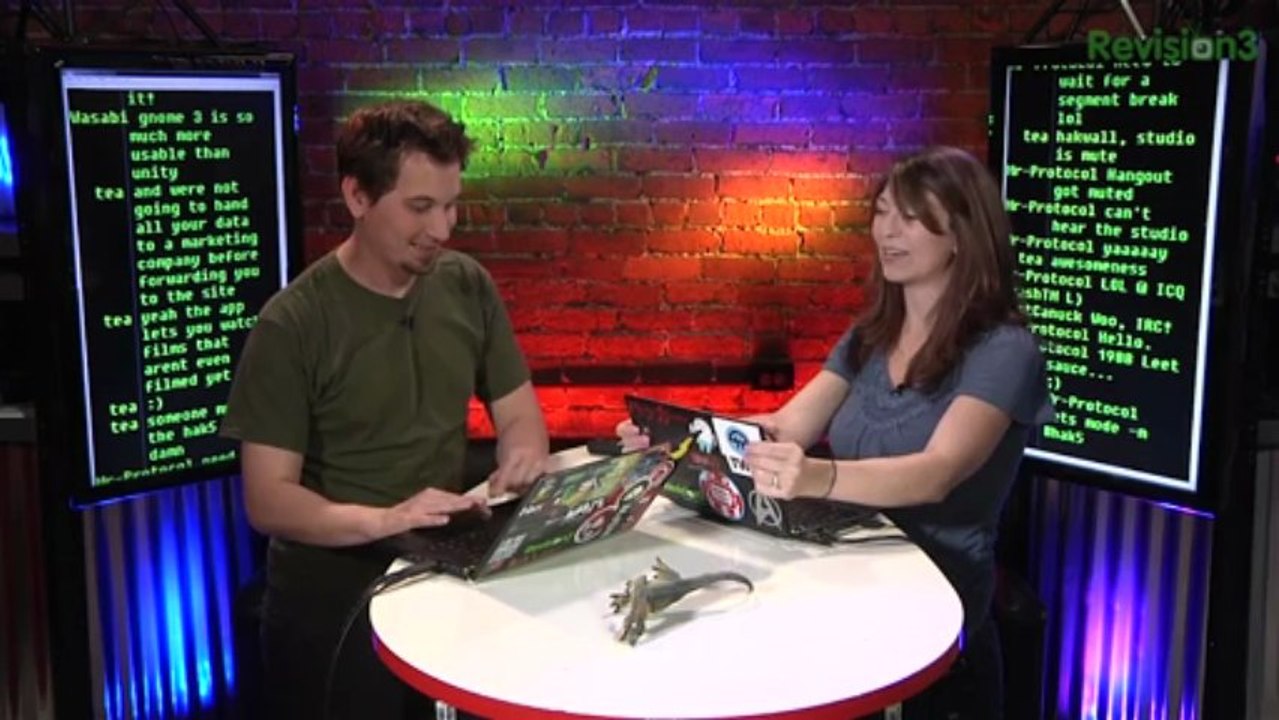 Sharing Public Keys, Turning your IRC client into a chat client, and Google Docs Tricks! - Hak5