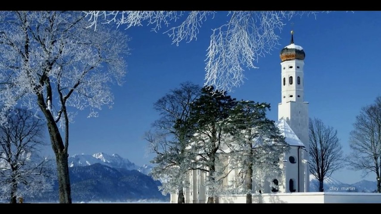 Shaantha Prashaantham Ee Bhavanam...Old Malayalam Christian Devotonal song by K J Yesudas