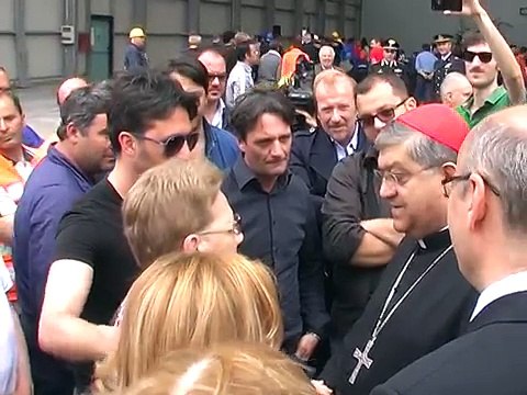 Napoli - La messa di Sepe per i lavoratori del porto (30.04.13)