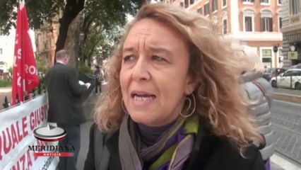 "Non rendete precaria la Giustizia". I lavoratori UPG scendono in piazza