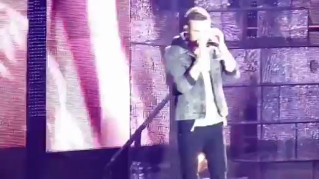 One Direction singing More Than This in Paris (04.29.13) (HQ) - YouTube