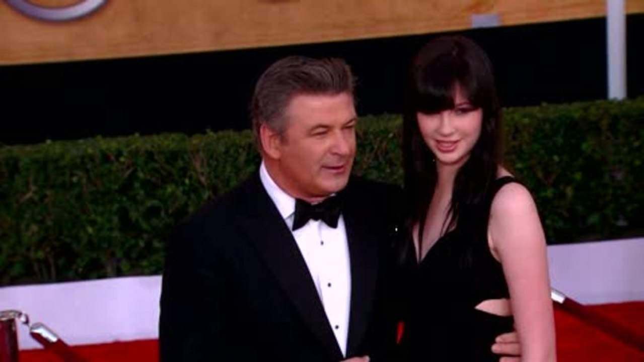 Ireland Baldwin schreibt über ihren Vater