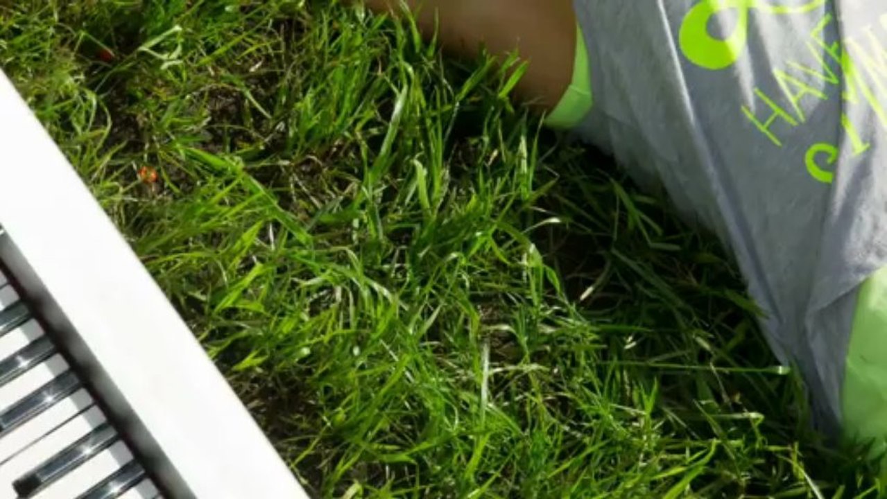 Певица Мачери 'Никто не лишний'