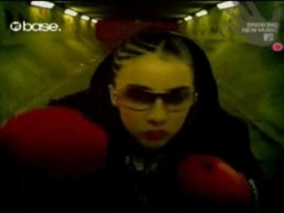 Lady Sovereign - Random