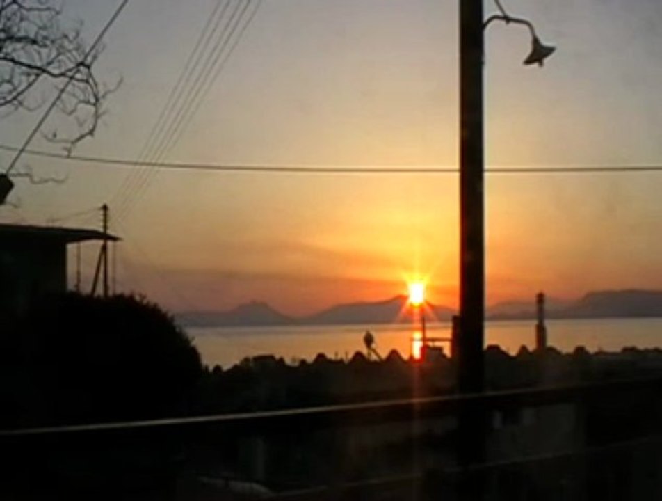 Ξημερώνει 2 Μαΐου 2013