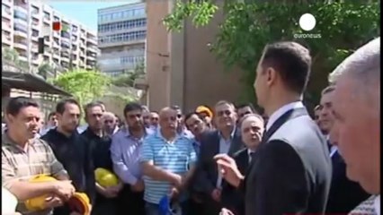 Siria: Bashar al Assad in pubblico per celebrare il lavoro
