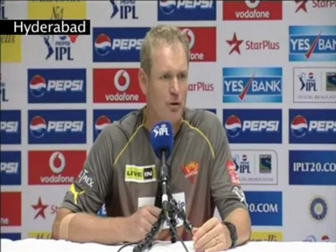 Sunrisers Hyderabad (SH) win vs Mumbai indians (MI)-IPL 2013 Season 6 T20 cricket-Match 43-Tom Moody